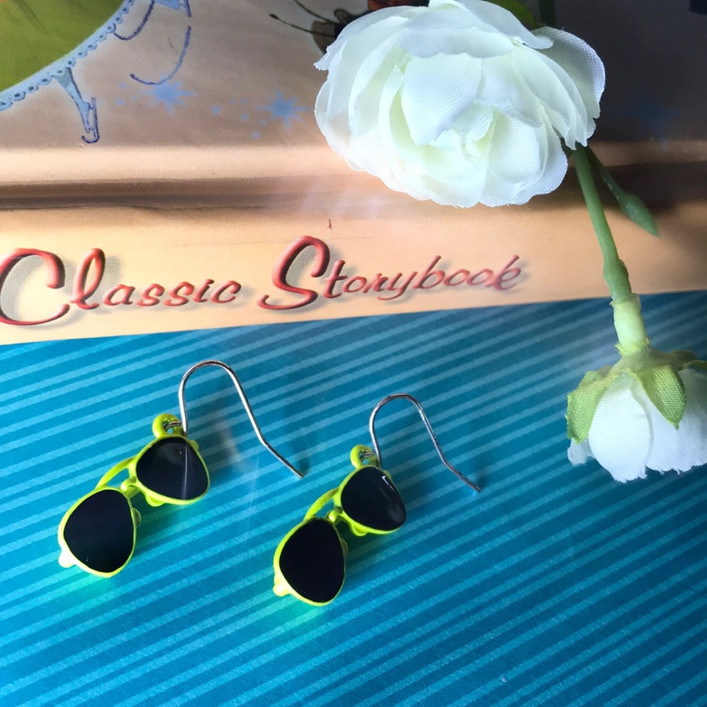 Sunglasses Earrings⭐️